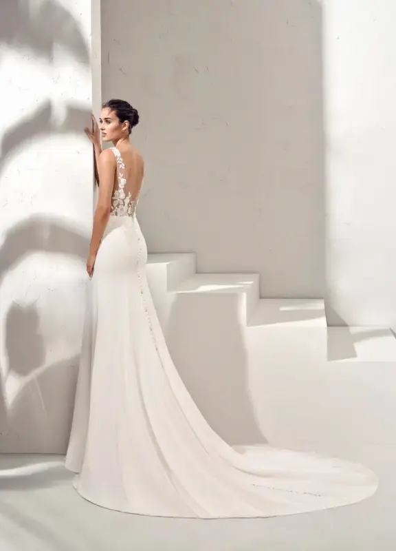 Boss Hochzeitshaus Adriana Alier Felca modern fliessend tattoo Spitze Bremen Hamburg Winsen Stade Lueneurg Hannover 1 .webp