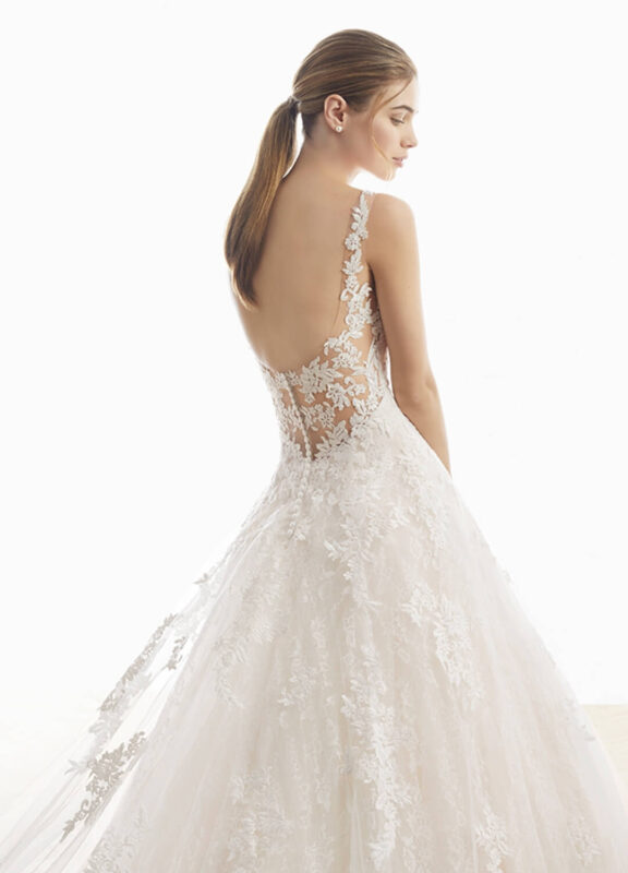 Boss Hochzeitshaus WinsenLuhe Erol AireBarcelona Brautkleid Aline Modern Haamburg Bremen Stade Soltau Sittensen 1 p.jpg