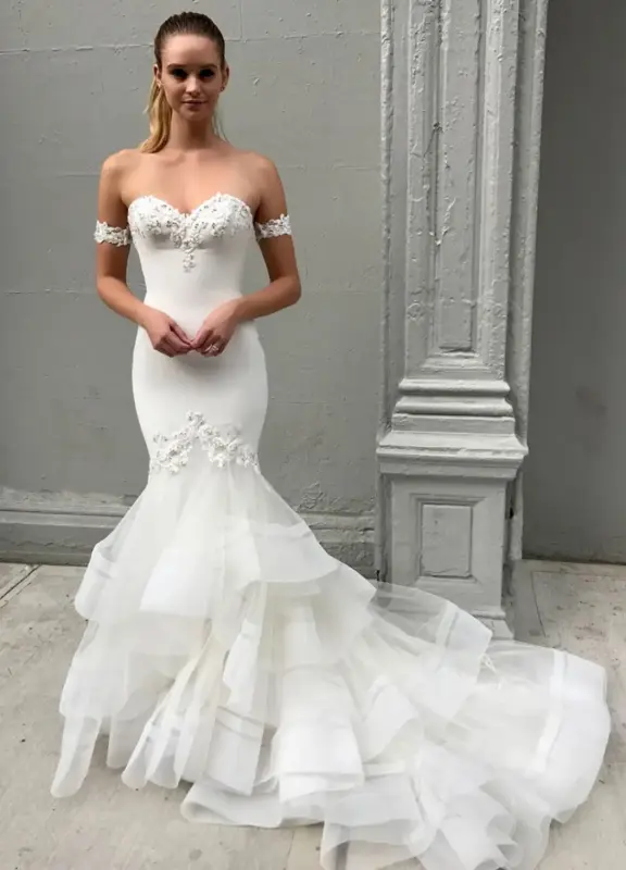 Boss Hochzeithaus Winsen Luhe Brautkleider Bremen Hamburg Lueneburg Hannover Luebeck Harburg Enzoani Kathy Niedersachsen 1.webp