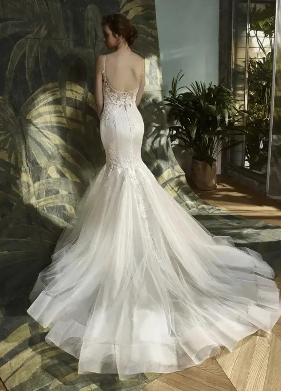 Boss Hochzeithaus Winsen Luhe Brautkleider Bremen Hamburg Lueneburg Hannover Luebeck Harburg Enzoani Katniss Niedersachsen 1.webp