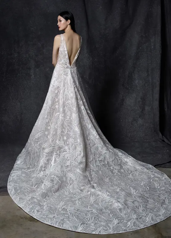 Boss Hochzeithaus Winsen Luhe Brautkleider Bremen Hamburg Lueneburg Hannover Luebeck Harburg Enzoani Oksana Niedersachsen 1.webp