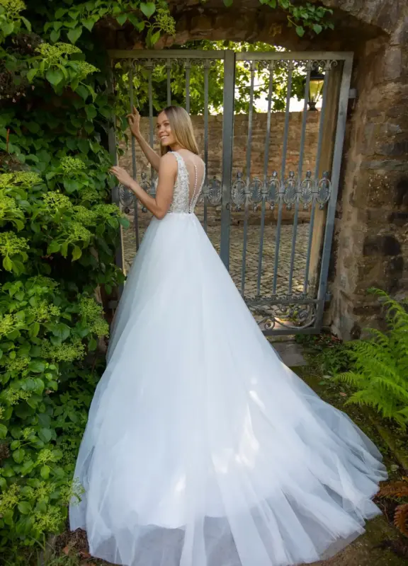 Boss Hochzeithaus Winsen Luhe Brautkleider Bremen Hamburg Lueneburg Hannover Stade Luebeck Buxtehude Miss Beautiful Bride Brautkleider MGB48 3.webp