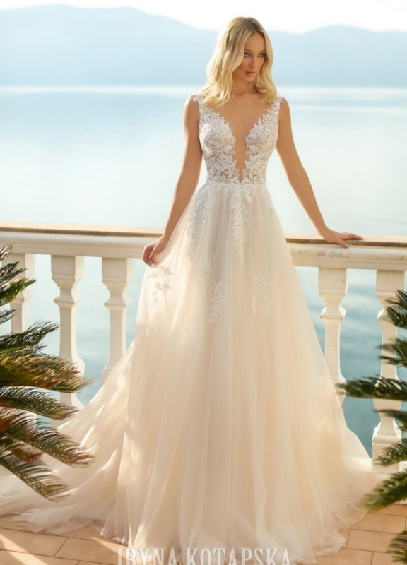 Boss Hochzeithaus Winsen Luhe Brautkleider Bremen Hamburg Lüneburg Hannover Stade Lübeck Buxtehude moderne Brautkleider Niedersachsen Iryna Kotapska PR2234 (1)