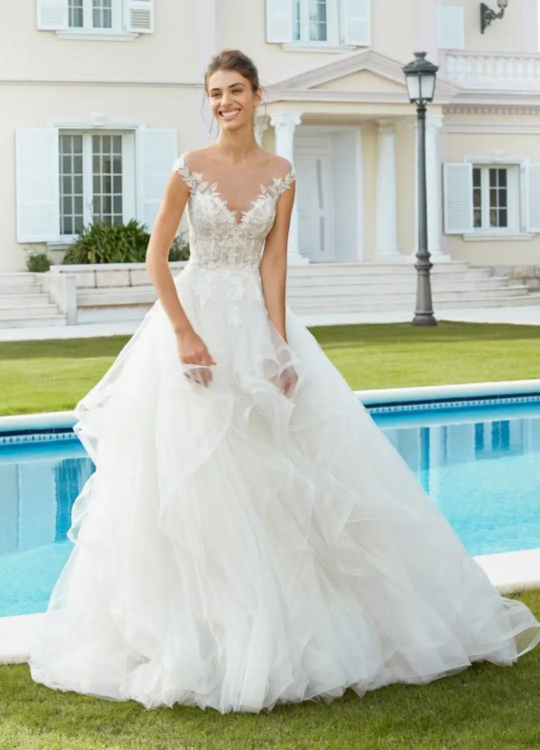 Boss Hochzeithaus Winsen Luhe Brautkleider Bremen Hamburg Lueneburg Hannover Stade Luebeck Buxtehude moderne Brautkleider Niedersachsen RosaClara Coirel 2.webp