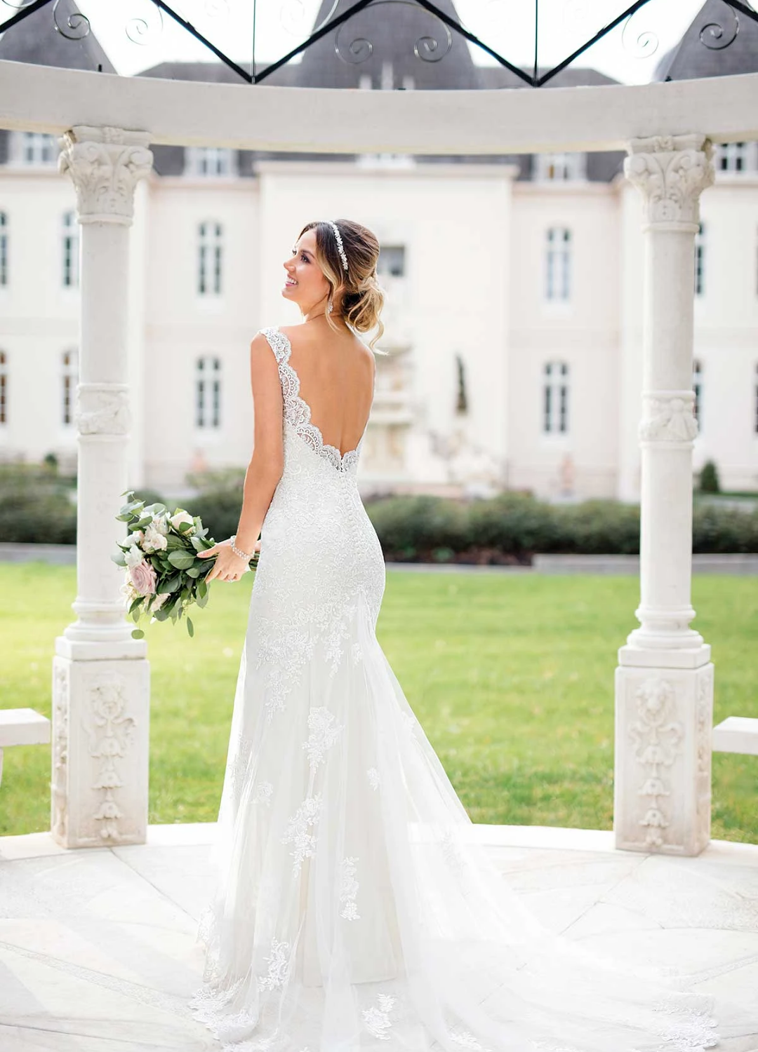 Boss Hochzeithaus Winsen Luhe Brautkleider Bremen Hamburg Lüneburg Hannover Stade Lübeck Buxtehude moderne Brautkleider Niedersachsen Stella York 6695 (1)