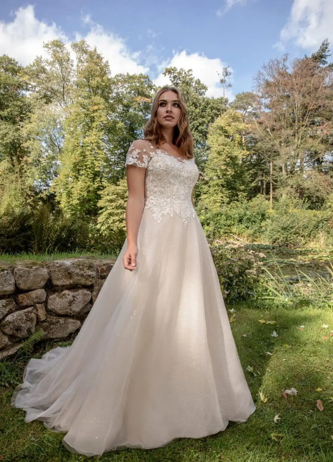 Boss Hochzeithaus Winsen Luhe Brautkleider Bremen Hamburg Lueneburg Modeca Grace Niedersachsen 1.webp