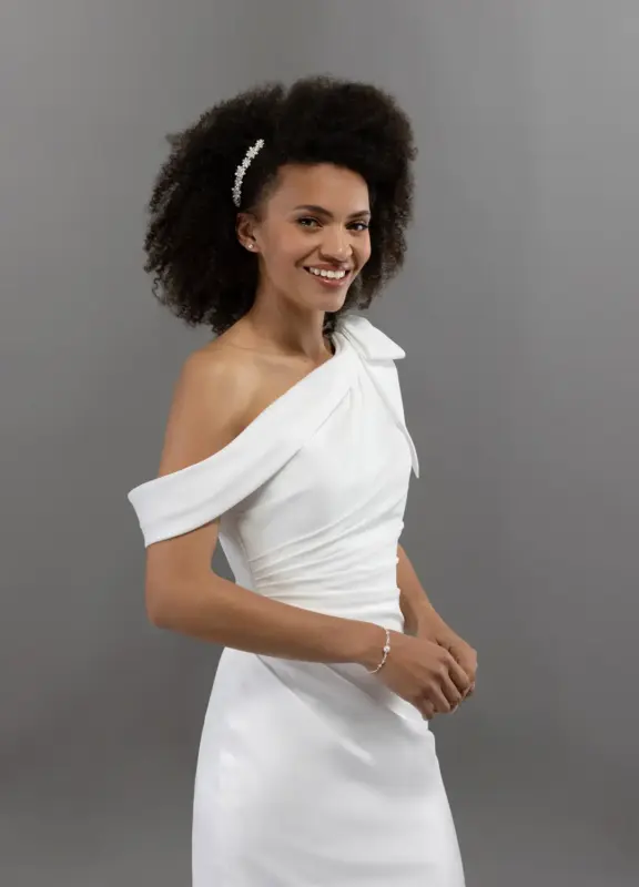 Bosshochzeitshaus Winsen Brautmode Bremen Hamburg Lueneburg Maschen Stade Buxtehude Stelle Niedersachsen Standesamtkleid Eglantine Ficelle KurzesBRautkleid 3 1.webp